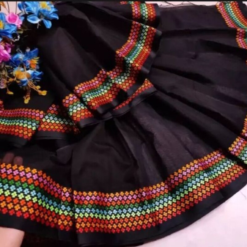 Plus par Saree for fashionable Women-Black color.