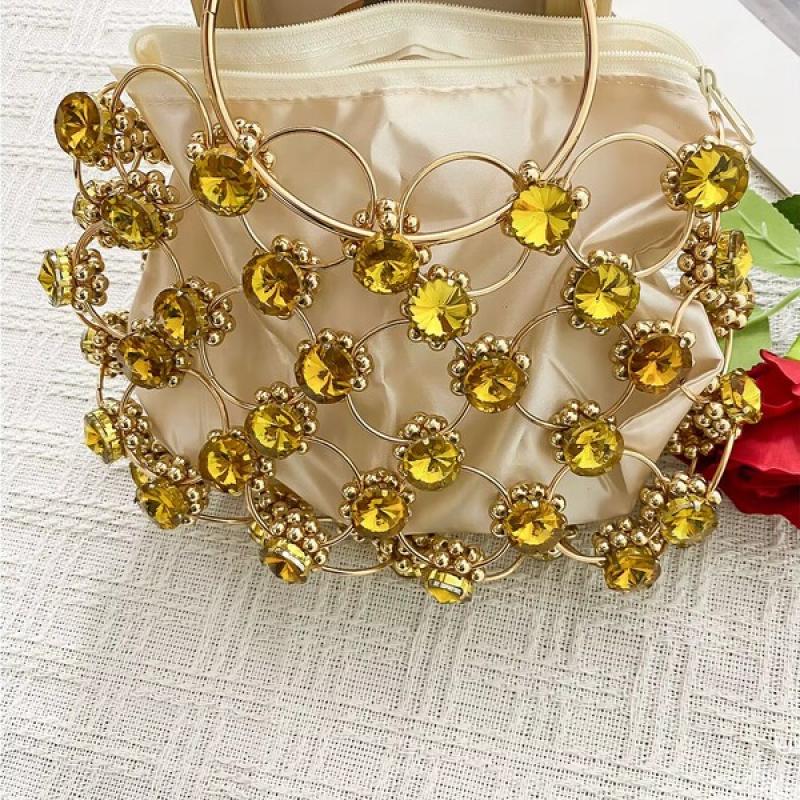 Fashion Metal Ring Elegant Luxury Handbag  New Light Luxury Fashion Handmade Beaded Weaving Bag.